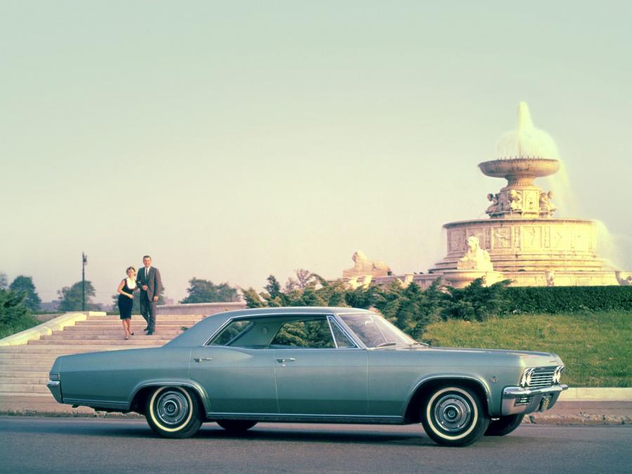  Chevrolet Impala Sport Sedan 1965 года  (фото 3 из 3)